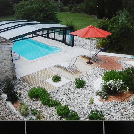 Domaine Du Cassana Saint-Sauveur (Gironde) Exterior foto