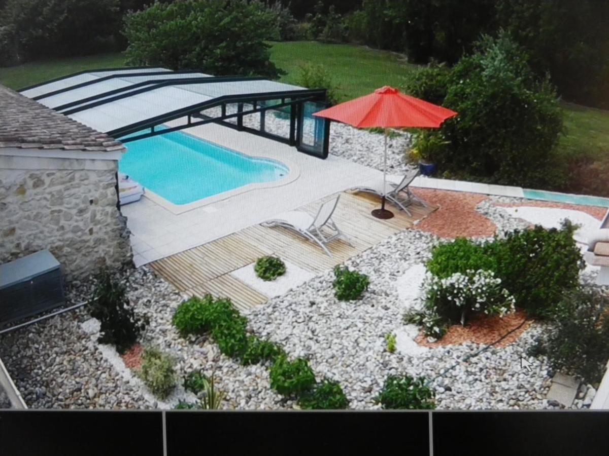 Domaine Du Cassana Saint-Sauveur (Gironde) Exterior foto